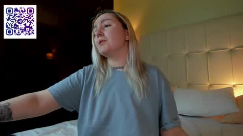 Debbie Mon Tue Fri Sun Sat GMT 3 1000am - 0400pm  online show from October 6, 2025, 4:59 pm