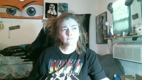 DEBBIE online show from October 28, 2025, 12:09 pm