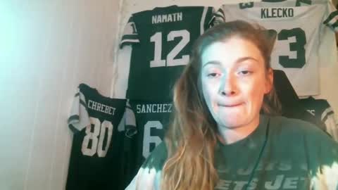 DEBBIE online show from November 12, 2025, 12:16 pm