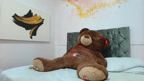 debora ortiz online show from October 28, 2025, 1:14 pm