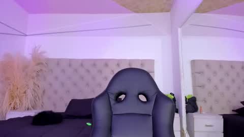 Snapshot of deboracopper chatting on February 27, 2026, 10:54 pm DeboraCooper online show from February 27, 2026, 10:54 pm