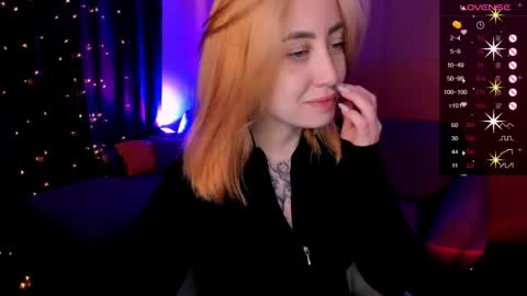 Snapshot of deborah_moore chatting on June 7, 2026, 2:05 am Debora online show from June 7, 2026, 2:05 am