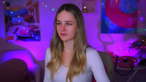 Debora online show from December 25, 2024, 4:01 am