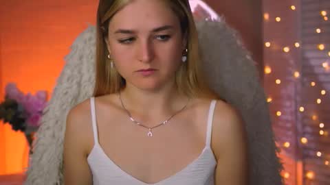 Debora online show from September 22, 2025, 4:03 am