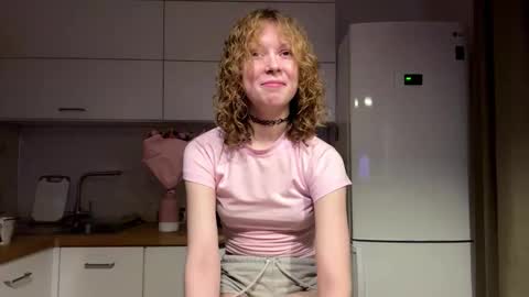 Snapshot of deboramcdonnall chatting on January 13, 2026, 3:17 pm Hello My name is Sarah im new model here and little but shy. online show from January 13, 2026, 3:17 pm