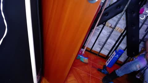 Snapshot of deborass_bdsm chatting on December 30, 2024, 6:27 pm DEBORA online show from December 30, 2024, 6:27 pm