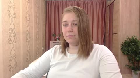 debramust online show from December 12, 2024, 1:17 pm