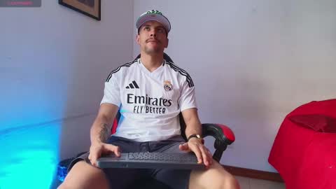 Santiago online show from February 4, 2026, 6:03 pm