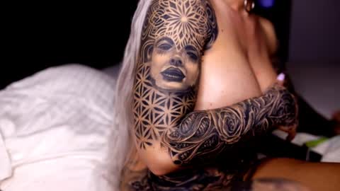   Tikhomirov old usersname    Instagram- tikhomirovandreea17 Twitter DeeaOfficial17  online show from December 27, 2024, 8:24 am