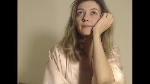 Deelightfull online show from February 12, 2025, 6:30 pm