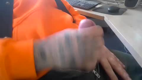 Snapshot of deepstrokes25 chatting on February 11, 2025, 5:07 pm deepstrokes25 online show from February 11, 2025, 5:07 pm