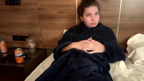 deepthroatqueen33 online show from March 5, 2026, 10:55 am