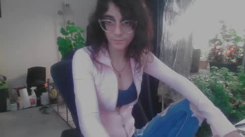Snapshot of deeralxne chatting on June 2, 2026, 3:36 pm Alinochka online show from June 2, 2026, 3:36 pm