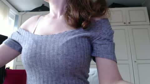 KamiDevi online show from February 28, 2025, 3:15 pm