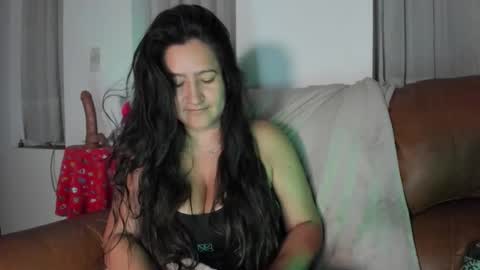 Andre  online show from November 19, 2025, 8:14 am