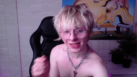 Snapshot of deficitt chatting on January 5, 2025, 11:55 pm deficitt online show from January 5, 2025, 11:55 pm