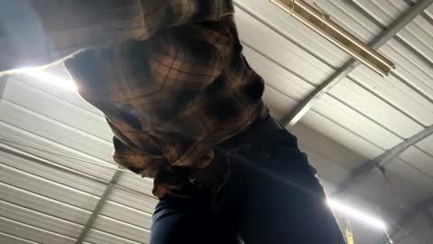 Tori online show from October 5, 2025, 2:43 am