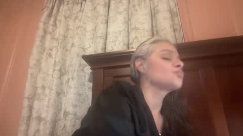 Tori online show from February 17, 2026, 7:16 am