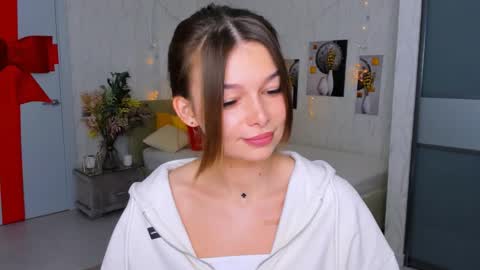 Snapshot of degreeofsincerity chatting on February 3, 2025, 4:04 am DegreeOfSincerity online show from February 3, 2025, 4:04 am