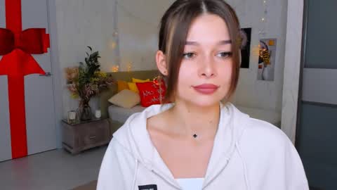 Snapshot of degreeofsincerity chatting on February 3, 2025, 8:13 am DegreeOfSincerity online show from February 3, 2025, 8:13 am