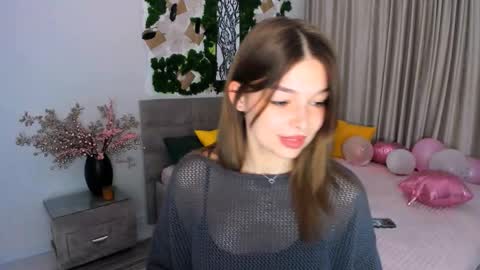 Snapshot of degreeofsincerity chatting on February 28, 2025, 4:32 am DegreeOfSincerity online show from February 28, 2025, 4:32 am