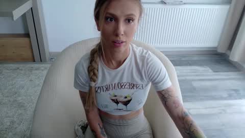 Di online show from October 11, 2025, 9:41 am