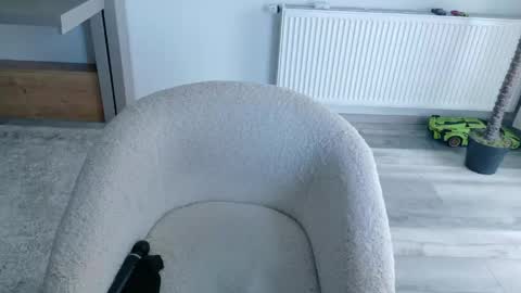 Snapshot of deidi_sweet chatting on April 27, 2026, 9:18 am Di online show from April 27, 2026, 9:18 am