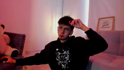 Snapshot of deimondx chatting on October 27, 2025, 12:20 pm deimondx online show from October 27, 2025, 12:20 pm