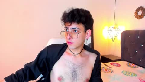 Snapshot of deimondx chatting on November 2, 2025, 12:40 pm deimondx online show from November 2, 2025, 12:40 pm