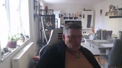 Snapshot of deinprinz2312 chatting on January 29, 2025, 10:05 am deinprinz2312 online show from January 29, 2025, 10:05 am