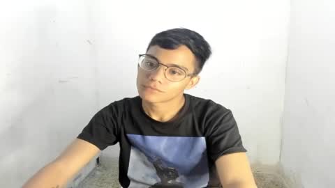 Snapshot of deivi_colins chatting on September 17, 2025, 3:41 am deivi_colins online show from September 17, 2025, 3:41 am