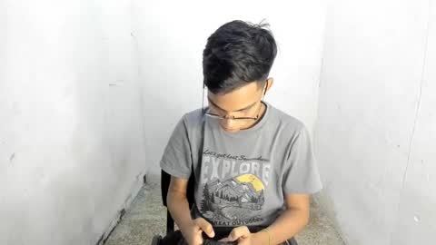 Snapshot of deivi_colins chatting on October 9, 2025, 10:08 pm deivi_colins online show from October 9, 2025, 10:08 pm