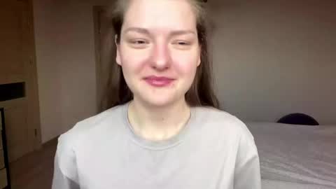 Mila online show from April 13, 2026, 11:16 am