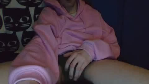 CozyClementine online show from January 9, 2025, 7:42 am