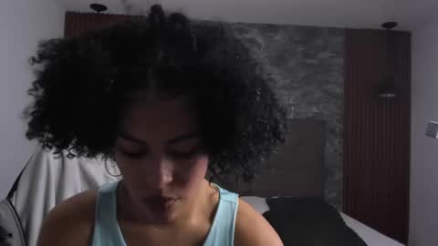 D E L A Y L  A online show from October 19, 2025, 4:29 pm