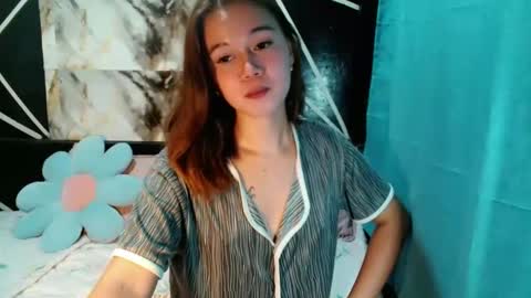 Snapshot of delicious_cum_girlxx chatting on December 3, 2025, 5:04 am delicious_cum_girlxx online show from December 3, 2025, 5:04 am