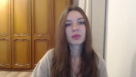 Aurora online show from November 17, 2025, 6:30 am