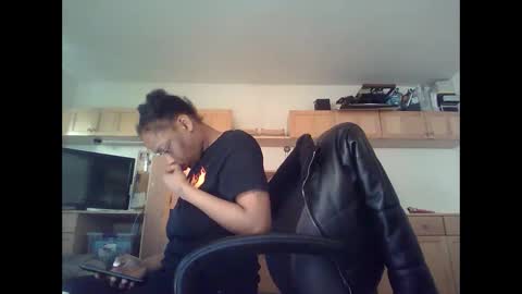 delightfuldark online show from January 28, 2025, 4:41 pm