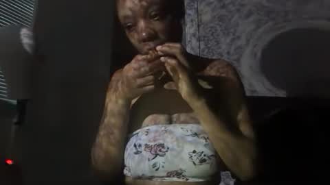 Snapshot of delightfuldark chatting on July 13, 2026, 1:36 pm delightfuldark online show from July 13, 2026, 1:36 pm