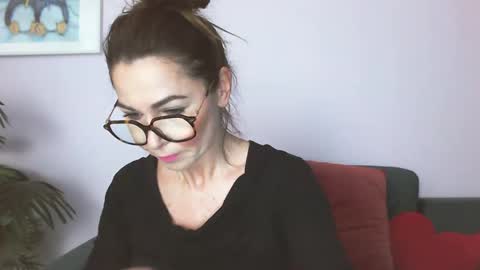 Snapshot of delilah_sweet chatting on April 28, 2026, 3:17 pm delilah_sweet online show from April 28, 2026, 3:17 pm