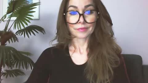 Snapshot of delilah_sweet chatting on May 12, 2026, 3:20 pm delilah_sweet online show from May 12, 2026, 3:20 pm