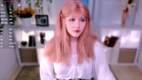 Delilah or Laila online show from March 22, 2026, 8:34 pm