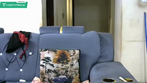 Ginger online show from May 9, 2026, 2:06 am