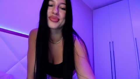 Snapshot of delly_love chatting on July 27, 2026, 8:05 pm delly_love online show from July 27, 2026, 8:05 pm