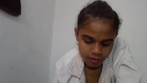 Snapshot of delphineee chatting on June 21, 2026, 5:43 am delphine online show from June 21, 2026, 5:43 am