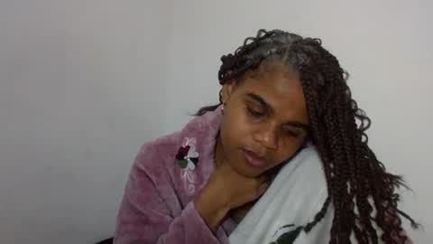 Snapshot of delphineee chatting on June 24, 2026, 5:12 pm delphine online show from June 24, 2026, 5:12 pm