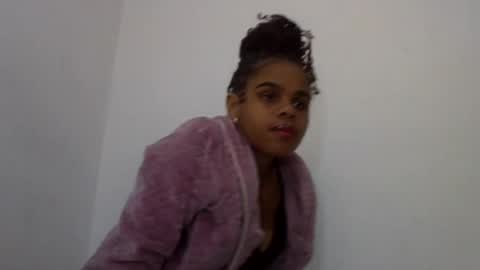 Snapshot of delphineee chatting on June 27, 2026, 12:22 pm delphine online show from June 27, 2026, 12:22 pm