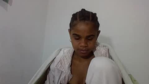 Snapshot of delphineee chatting on July 4, 2026, 8:37 pm delphine online show from July 4, 2026, 8:37 pm