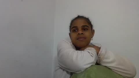 Snapshot of delphineee chatting on July 7, 2026, 7:23 am delphine online show from July 7, 2026, 7:23 am