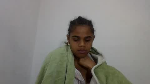 Snapshot of delphineee chatting on July 7, 2026, 7:29 pm delphine online show from July 7, 2026, 7:29 pm